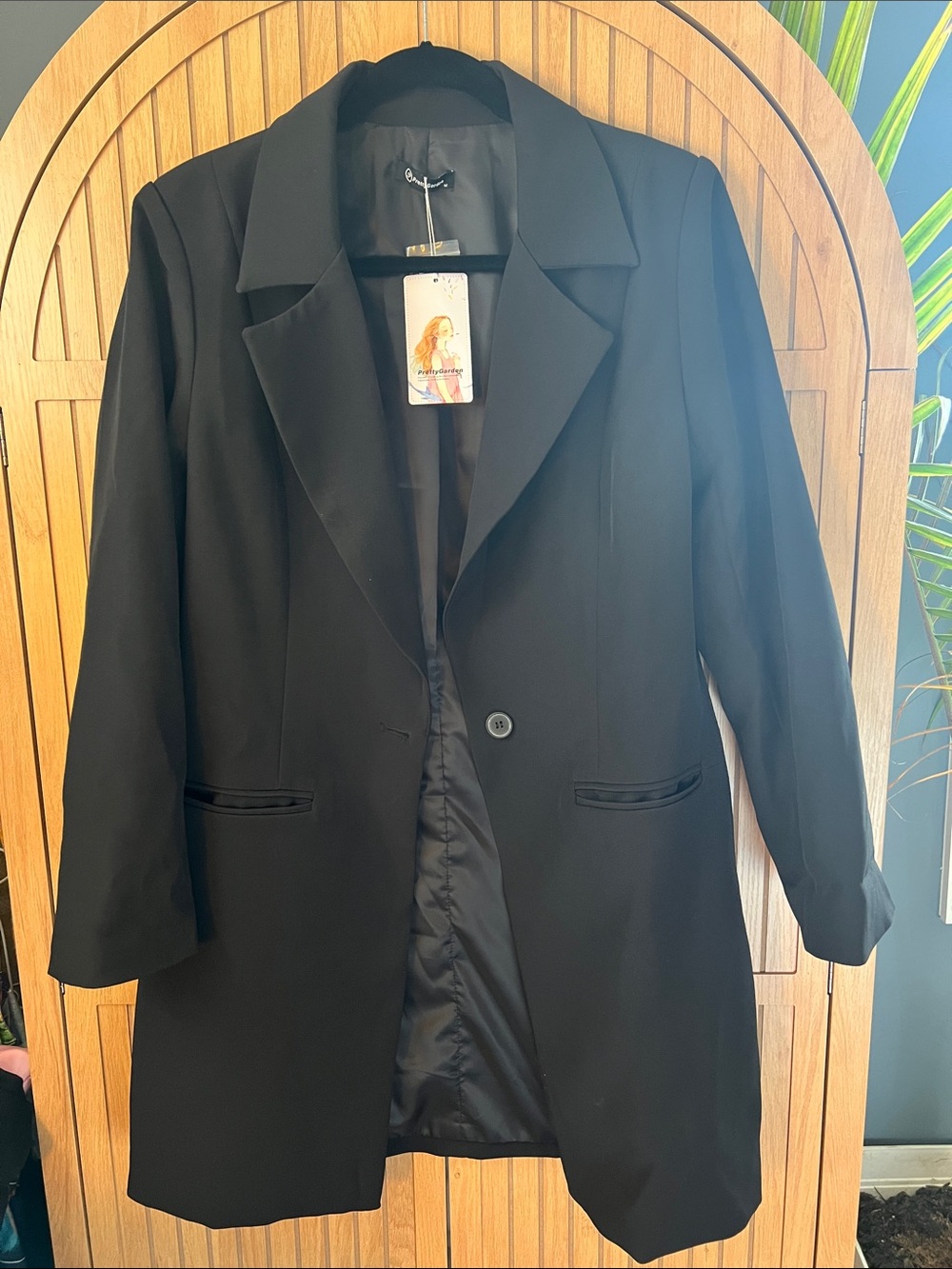 Black Women's Single-Button Blazer Jacket